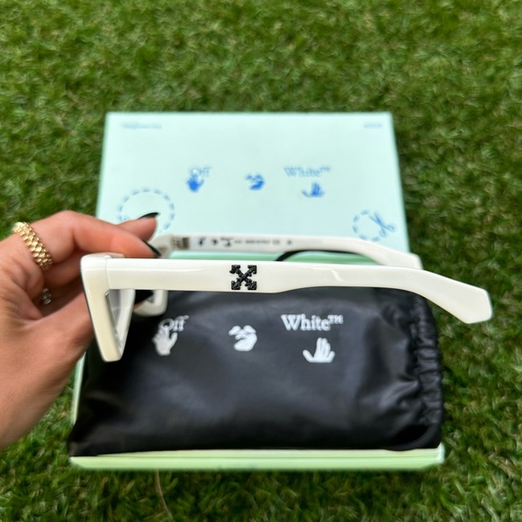 Off-White Artemisia 55MM Cat Eye White Dark Gray Tinted Sunglasses - Picture 9 of 13
